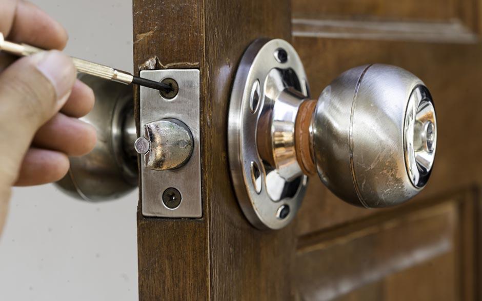 soigneux serrurier ouverture de porte Cergy
